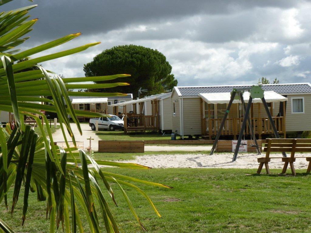 Camping Les Chenes Verts Мешер-сюр-Жиронд Экстерьер фото